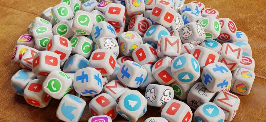 social media icons, social media, cubes